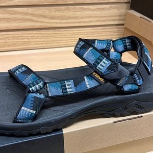 Teva M’s Hurricane XLT M. Size 14.